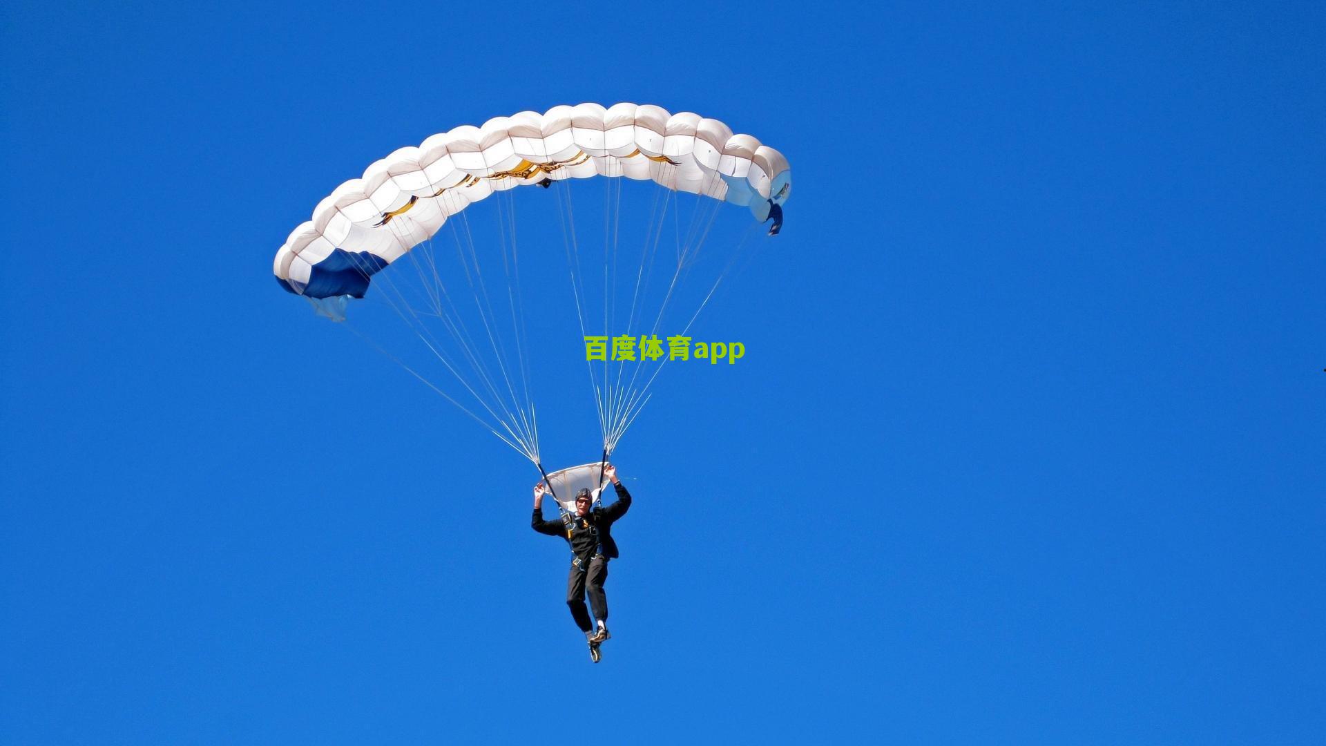 百度体育NBA-地上足球，皇马哈拉哨战术失灵，欧冠再负利物浦暴露西甲战术代差